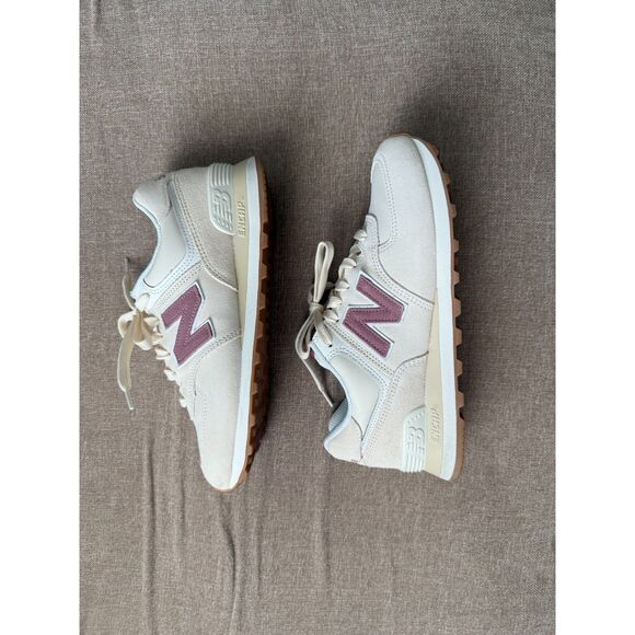 New Balance 574 Beige and Black Sneakers - Size US 9 1 use - Picture 5 of 5